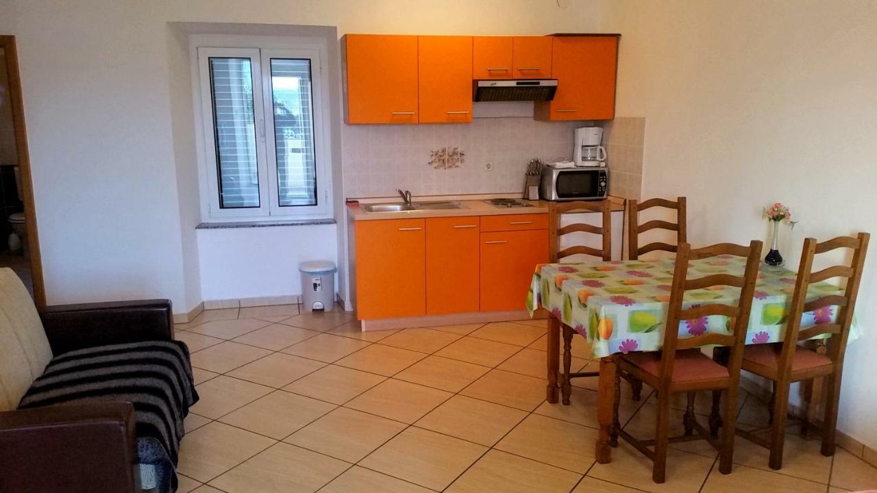Obala Apartment & Studios Малинска Экстерьер фото